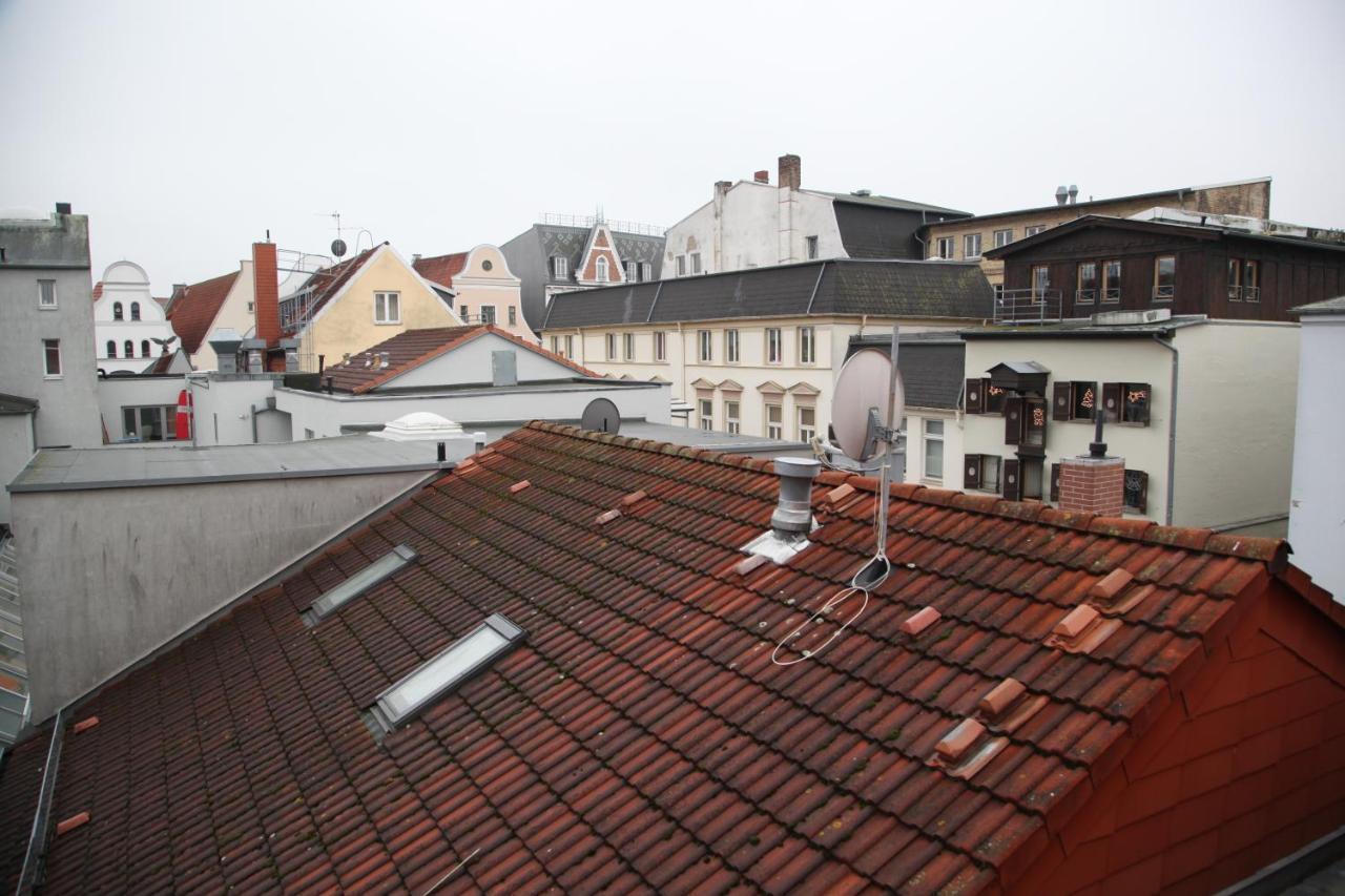 Wunderschoene Dachgeschoss - Maisonette Rostock Exteriér fotografie