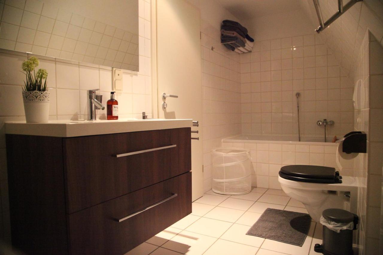 Wunderschoene Dachgeschoss - Maisonette Rostock Exteriér fotografie